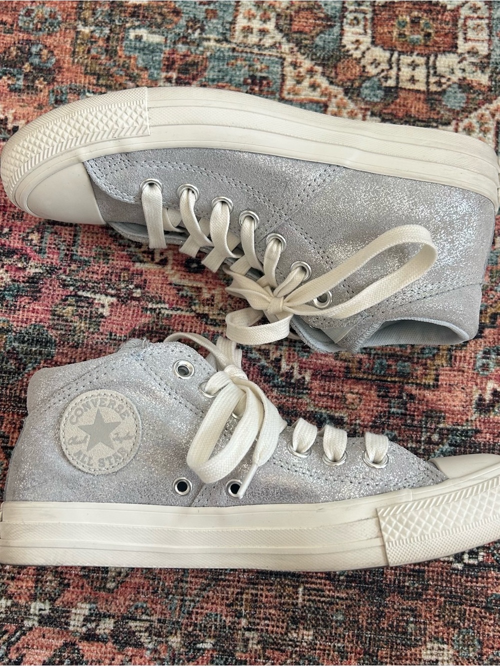 Women’s Converse Madison Mid Sneakers in Winter Slay Silver Glitter Size 7